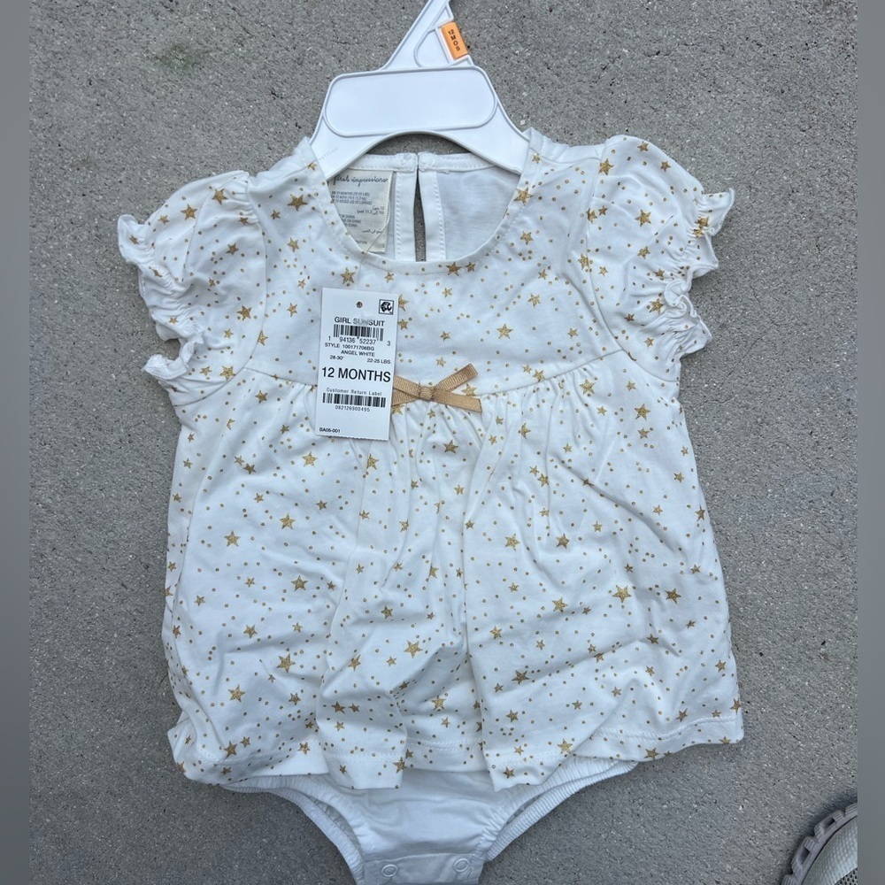 First Impressions Outfit 12M